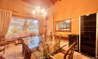 VENTA DE BELLA CASA MUY BIEN CONSERVADA