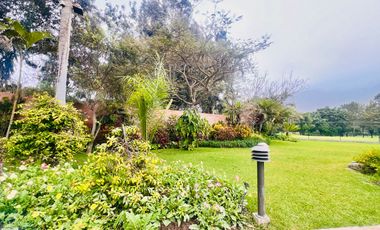 VENTA DE BELLA CASA MUY BIEN CONSERVADA