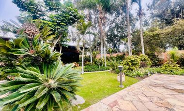 VENTA DE BELLA CASA MUY BIEN CONSERVADA