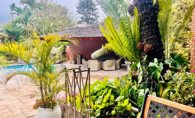 VENTA DE BELLA CASA MUY BIEN CONSERVADA