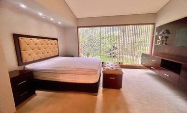 VENTA DE BELLA CASA MUY BIEN CONSERVADA