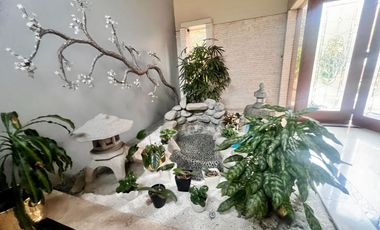 VENTA DE BELLA CASA MUY BIEN CONSERVADA