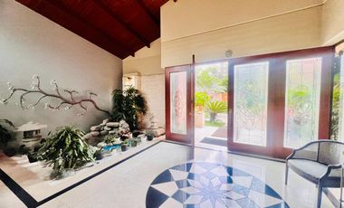 VENTA DE BELLA CASA MUY BIEN CONSERVADA