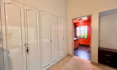 VENTA DE BELLA CASA MUY BIEN CONSERVADA