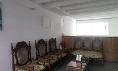 VENDO CASA BARRIO EL CONSUELO