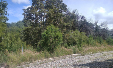 Amplio lote residencial en venta en Haras del Bosque 800 m2