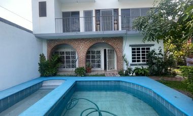 ¡¡VENDO CASA CON ALBERCA 300M2 Y 5 HAB EN LA COL BENITO JUAREZ CUAUTLA MORELOS!!