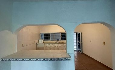¡¡VENDO CASA CON ALBERCA 300M2 Y 5 HAB EN LA COL BENITO JUAREZ CUAUTLA MORELOS!!