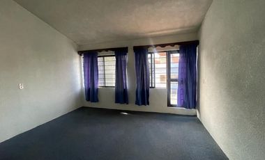 ¡¡VENDO CASA CON ALBERCA 300M2 Y 5 HAB EN LA COL BENITO JUAREZ CUAUTLA MORELOS!!