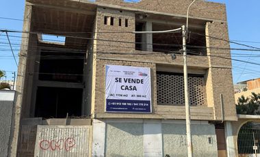 Se vende Casa de 5 niveles en Urb. Patazca, Chiclayo