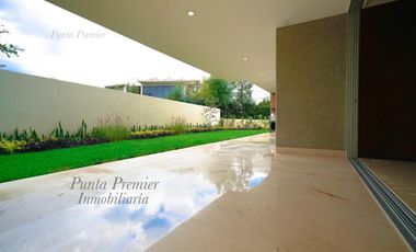 Casa de lujo en Venta Zona Andares Bosque de los Lagos Puerta de Hierro Zapopan Punta Premier