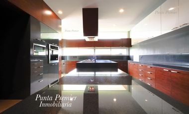 Casa de lujo en Venta Zona Andares Bosque de los Lagos Puerta de Hierro Zapopan Punta Premier