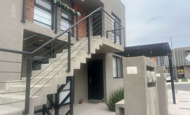 DEPARTAMENTO DUPLEX EN RENTA