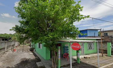 Venta de casa en El ciruelo, Úrsulo Galván, Veracruz.