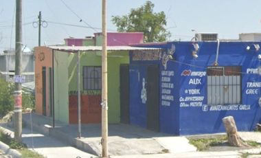Casa en venta en C. Flor de Nochebuena 101-36 m 91, San Valentin, 88733 Reynosa, Tamps.