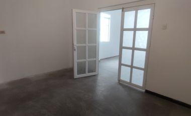VENDO CASA A PRECIO DE DEPARTAMENTO URB. LOS EDUCADORES , PIURA