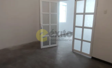 VENDO CASA A PRECIO DE DEPARTAMENTO URB. LOS EDUCADORES , PIURA