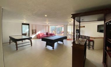 Excelente casa, a unos pasos del Parque Blvd de la Luz