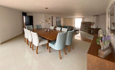 Excelente casa, a unos pasos del Parque Blvd de la Luz