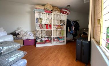 Excelente casa, a unos pasos del Parque Blvd de la Luz