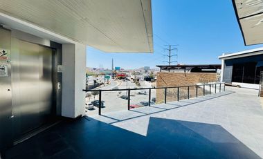 LOCAL COMERCIAL EN VENTA EN PLAZA COMERCIAL $5,300,000.