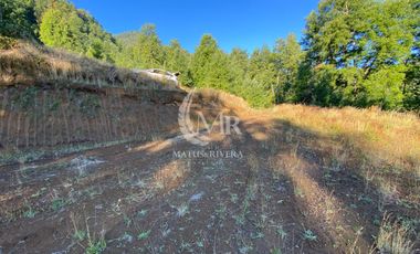 Parcela 6.000 m2 en Venta en Condominio Miradores de Curarrehue