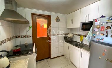 Casa Familiar en Venta en Jardines del Claro, Pucón