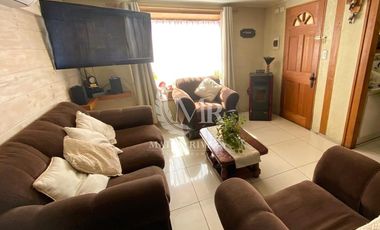 Casa Familiar en Venta en Jardines del Claro, Pucón