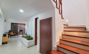 Casa en Venta en Tequisquiapan, Fraccionamiento, 3 rec 3.5 baños,  Oportunidad Única