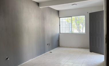 SE VENDE CASA