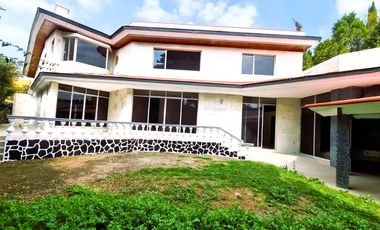 Casa en Venta en Bosque de las Lomas
