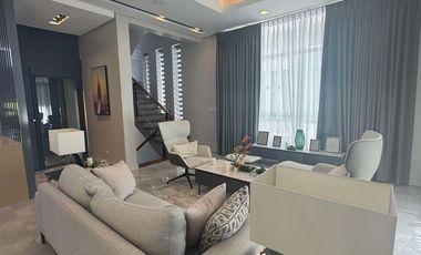 MODERN BRAND NEW SAN JUAN TOWNHOUSE WITH ELEVATOR AND GARDEN FOR SALE!