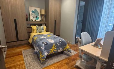 MODERN BRAND NEW SAN JUAN TOWNHOUSE WITH ELEVATOR AND GARDEN FOR SALE!