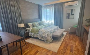 MODERN BRAND NEW SAN JUAN TOWNHOUSE WITH ELEVATOR AND GARDEN FOR SALE!