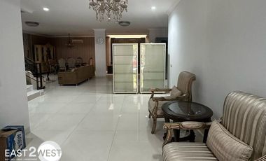 Disewakan Rumah Greencove BSD City Tangerang Selatan Bagus Nyaman Lokasi Hijau Asri Strategis