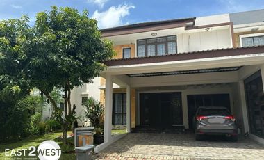 Disewakan Rumah Greencove BSD City Tangerang Selatan Bagus Nyaman Lokasi Hijau Asri Strategis