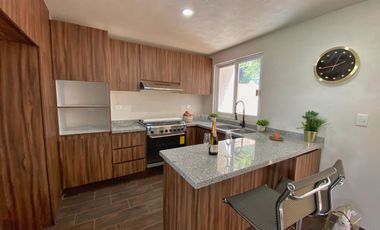 Casa en venta con roof garden conjunto privado Cuautlancingo