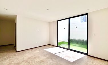 Casa en venta con recámara en planta baja