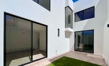 Casa en venta con recámara en planta baja