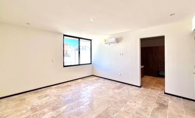 Casa en venta con recámara en planta baja