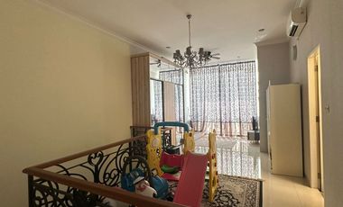 Rumah full furnish design classic di cempaka putih jakarta pusat