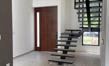 Hermosa Casa en Privada Canaria, Conkal, Yucatán