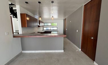 Hermosa Casa en Privada Canaria, Conkal, Yucatán