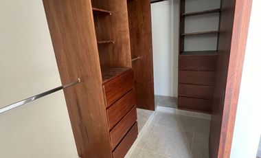 Hermosa Casa en Privada Canaria, Conkal, Yucatán