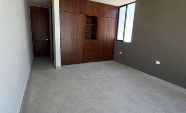 Hermosa Casa en Privada Canaria, Conkal, Yucatán