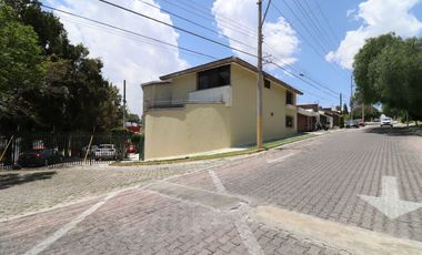 Residencia en venta con 5 habitaciones en Lomas del Marmol