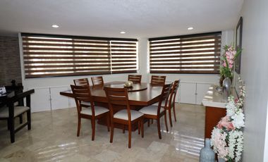 Residencia en venta con 5 habitaciones en Lomas del Marmol