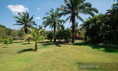 Thai Style Villa with Western Flair situated on 3200sqm (2 Rai)