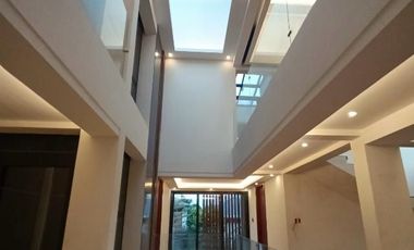 6BR HOUSE & LOT; ALABANG HILLS VILLAGE - MUNTINLUPA CITY - FOR SALE  FOR SALE: Php 120,000,000  PROPERTY DETAILS: Property Type: Residential House Uni