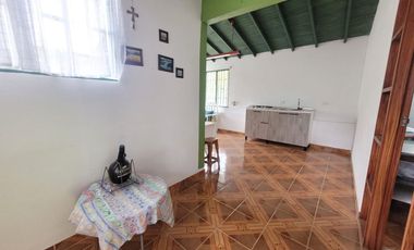 SE ARRIENDA APARTAMENTO AMOBLADO EN MARINILLA